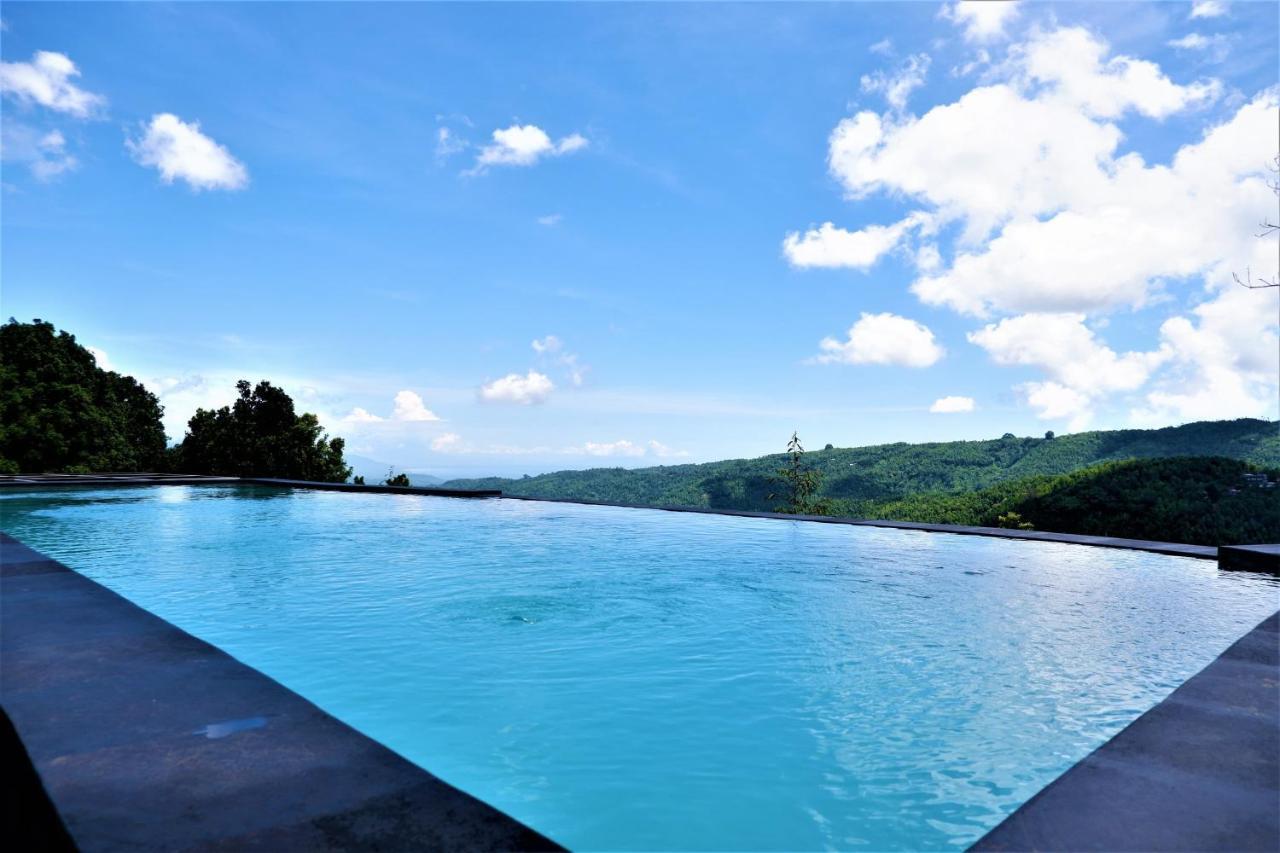 Swar Bali Lodge Munduk Exteriör bild